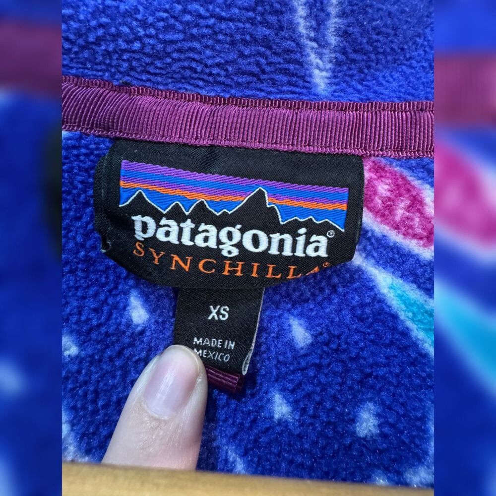 Women's Purple Patagonia Synchilla Fleece Lightweight Pullover Size XS EUC - Picture 6 of 7